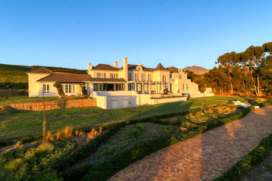 5 Bedroom Property for Sale in Somerset West Rural Western Cape